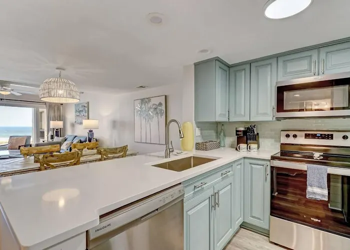Amelia Surf And Racquet Club Condo - Oceanfront - Pools - Tennis Courts - Sleeps 4